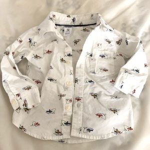 Carter’s 12 M white fisherman button down